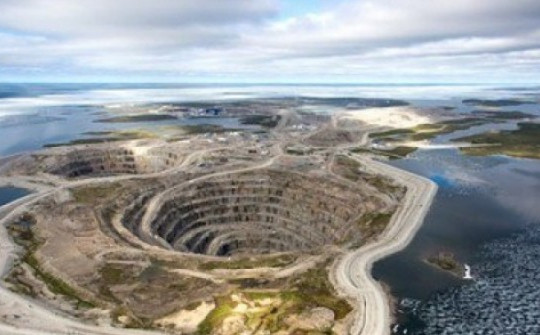 Canada: Máy bay rơi khi đang đến mỏ kim cương, nhiều người thiệt mạng