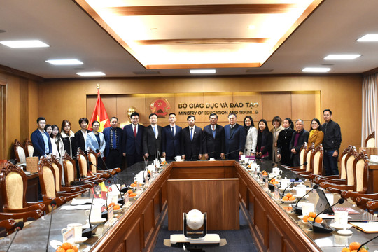 Đại học Thanh Hoa tăng cường hợp tác với các cơ sở đào tạo Việt Nam