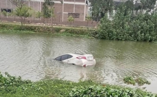 Được ân nhân cứu khỏi ô tô đang chìm dưới sông, nữ tài xế giờ ra sao?