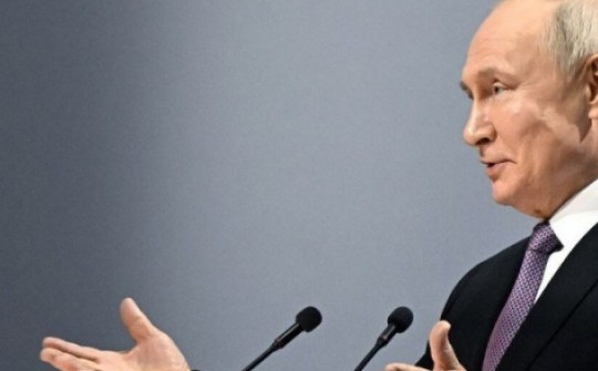 Ông Putin so sánh sức mạnh vũ khí Nga và NATO