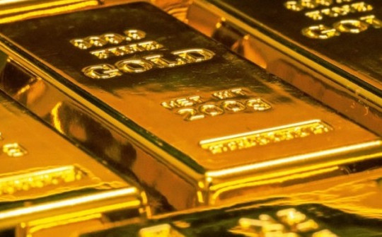 Dự báo giá vàng ngày 6/2: Vàng thế giới tiếp tục đổ dốc, chuyên gia nói gì?