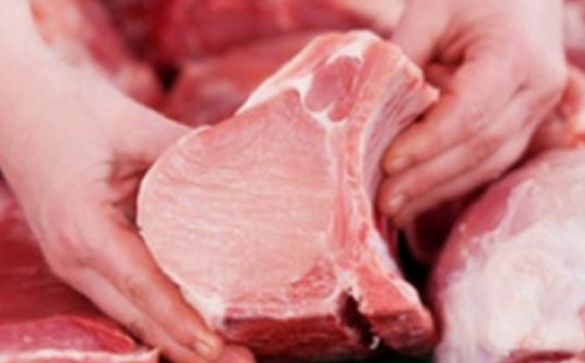 Ăn thịt lợn chưa nấu chín có nguy cơ nhiễm giun sán