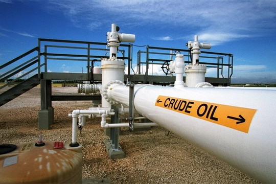 Giá xăng dầu hôm nay 9/2: Giá dầu thế giới tiếp tục đi lên