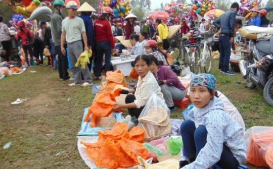 Những phiên chợ độc, lạ ngày Xuân