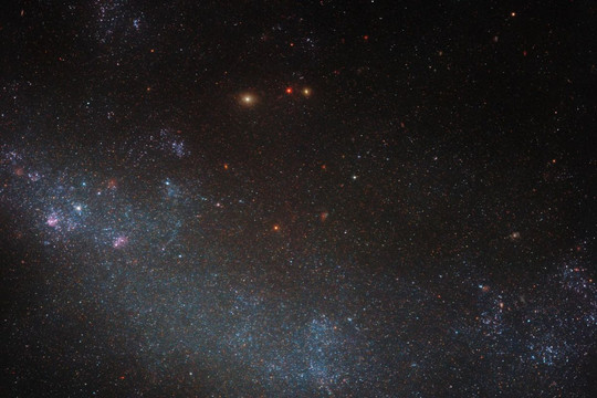 Một thiên hà đầy sao trong hình ảnh của Hubble