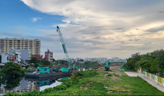 Dự án kênh Tham Lương gặp vướng về công tác thu hồi mặt bằng tái lấn chiếm