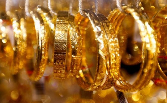 Giá vàng hôm nay 26/2: Vàng SJC lập tức tăng vượt 79 triệu đồng/lượng ngay khi mở cửa