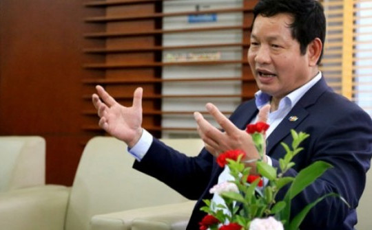 Cổ phiếu FPT lập đỉnh lịch sử: Tài sản Chủ tịch Trương Gia Bình tăng bằng lần