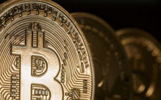Giá bitcoin tăng chóng mặt, dự báo sắp 'phá' đỉnh