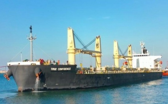 Khẩn trương đưa thủy thủ Việt Nam thiệt mạng do tàu trúng tên lửa về nước