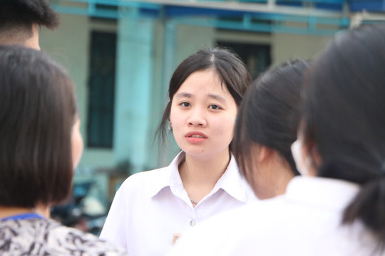 Đề khảo sát môn Toán lớp 11 tại Hà Nội có độ phân hóa cao
