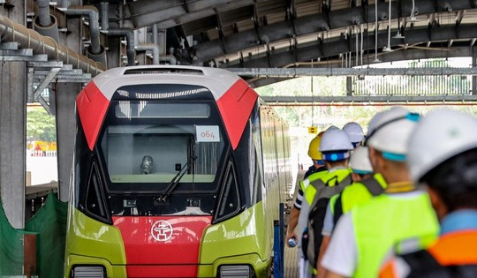 Đào tạo các thợ lái tàu tuyến metro Nhổn - ga Hà Nội