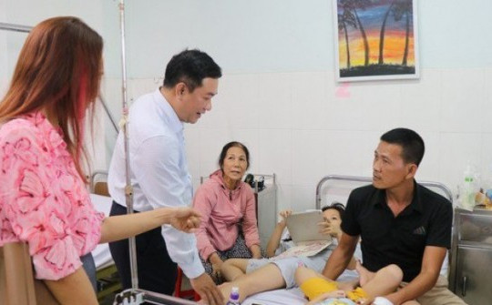 Hơn 200 ca nghi ngộ độc do ăn cơm gà ở Nha Trang