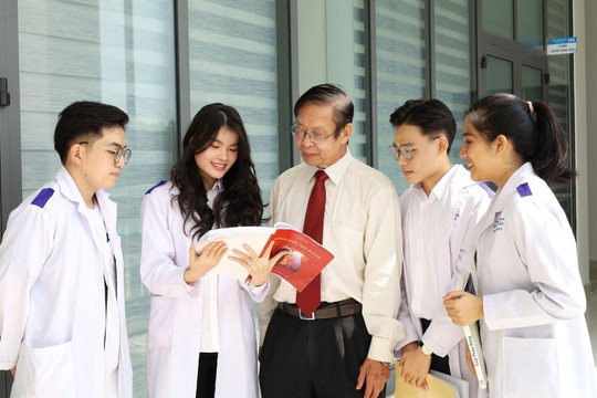 Quốc tế hóa bằng bác sĩ y khoa Việt Nam