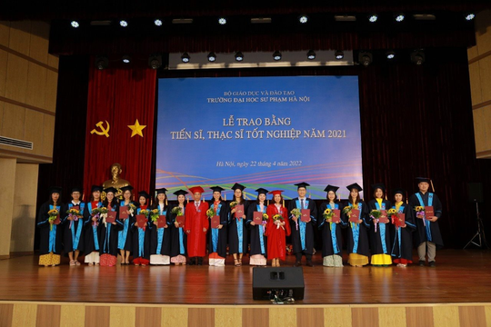 Hà Nội: Hàng trăm giáo viên mòn mỏi chờ tiền hỗ trợ sau đại học
