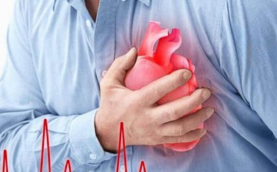 Hồi hộp, đánh trống ngực là dấu hiệu của rối loạn nhịp tim, khi nào bạn cần đi khám?