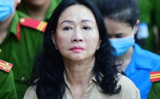 Tin tức 24h qua: Bà Trương Mỹ Lan ngã quỵ khi bị đề nghị mức án tử hình