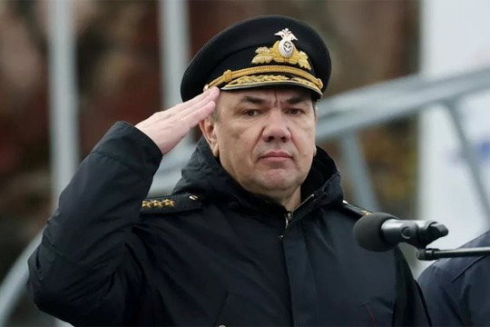 Hạm đội Biển Đen thiệt hại, Nga thay tư lệnh hải quân