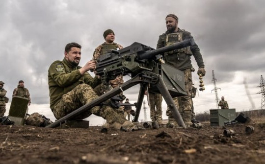 Kịch bản Pháp điều quân tới Ukraine: Ông Medvedev nêu quan điểm bất ngờ