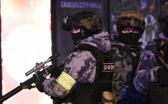 Vụ khủng bố ở Nga: Bắt giữ 11 nghi phạm, số người thiệt mạng tăng nhanh