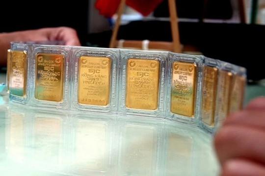 Giá vàng hôm nay 24/3 quay đầu tăng nhẹ quanh ngưỡng 80 triệu đồng/lượng