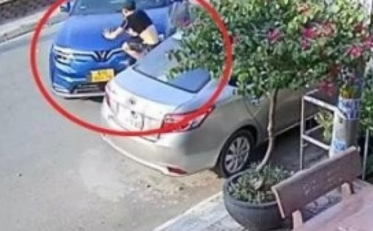 Vụ lái xe ô tô tông thẳng vào bạn sau khi cãi nhau: Dấu hiệu tội giết người