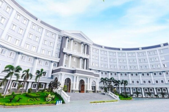 Chủ trường quốc tế AISVN Nguyễn Thị Út Em bị cấm xuất cảnh