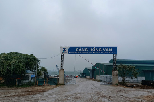 Cử tri Hà Nội kiến nghị xem xét mở rộng quy hoạch cảng Hồng Vân