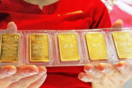 Giá vàng hôm nay 5/4 tăng nhẹ vượt ngưỡng 81 triệu đồng/lượng