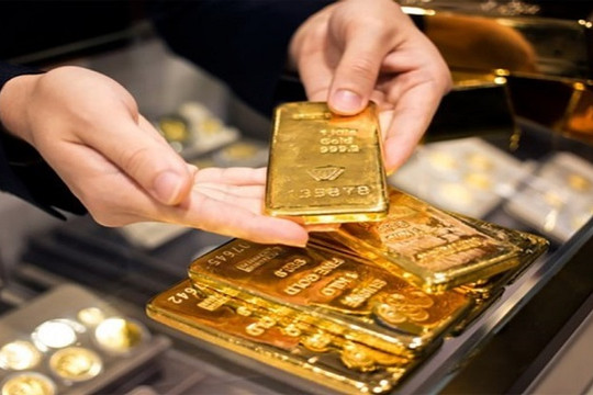 Giá vàng trong nước cuối tuần tăng mạnh lên sát mốc 82 triệu đồng/lượng