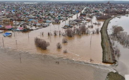 Nga: Đập thứ 2 ở thành phố Orsk bị vỡ, ông Putin chỉ đạo khẩn