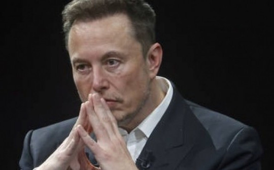 Tỷ phú Elon Musk cảnh báo khả năng Mỹ bị tấn công khủng bố lớn