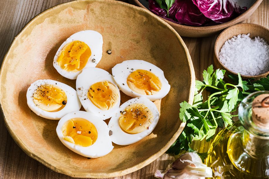 Luộc trứng bao lâu là tốt nhất? Hóa ra bấy lâu nay nhiều người luộc sai làm mất chất dinh dưỡng