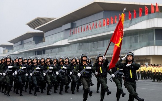 Toàn cảnh lễ diễu binh kỷ niệm 50 năm Ngày truyền thống lực lượng Cảnh sát cơ động