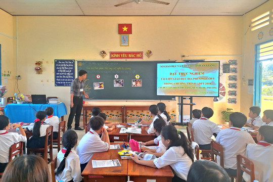 An Giang tổ chức dạy thực nghiệm Tài liệu giáo dục địa phương lớp 5