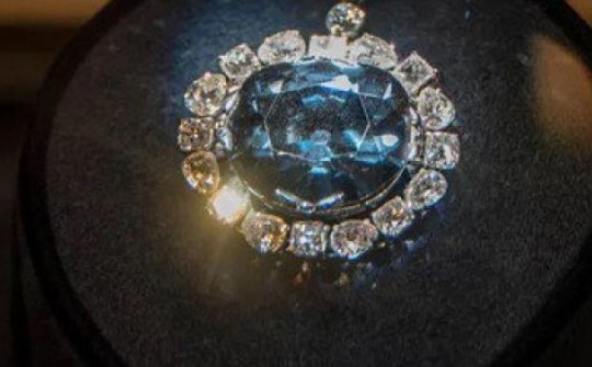 Lục địa tan rã, “kim cương bị nguyền rủa” trồi lên ở Ấn Độ?