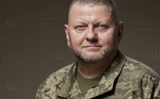 Thực hư tin đồn cựu tổng tư lệnh lực lượng vũ trang Ukraine bị bắt