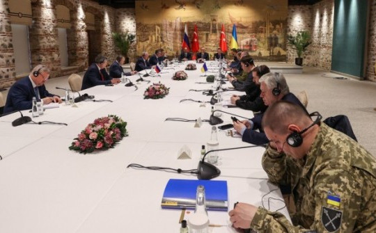 Báo Đức: Lộ chi tiết thỏa thuận hòa bình Nga - Ukraine suýt ký năm 2022