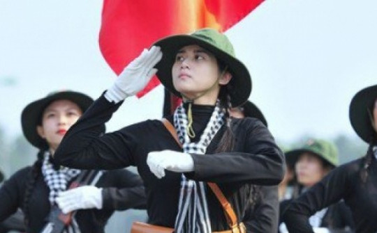 Bóng hồng phương Nam sẵn sàng cho cuộc diễu binh trọng đại ở Điện Biên