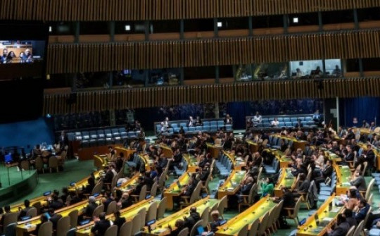 Đại hội đồng LHQ thông qua nghị quyết quan trọng về Palestine