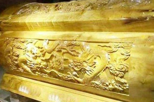 Bí ẩn về những đồ tùy táng bằng vàng ròng bên trong cổ mộ nghìn năm tuổi tại Trung Quốc!