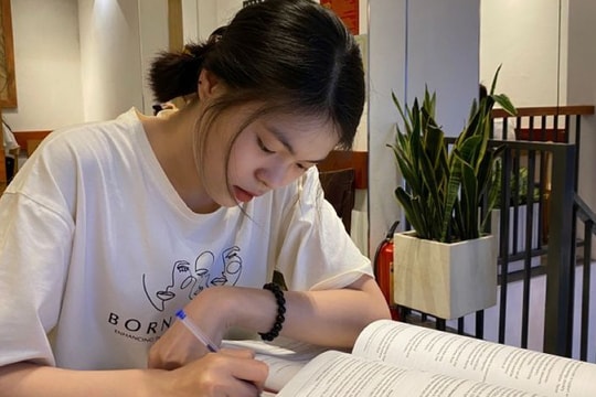 Mỗi năm có hàng trăm nghìn chứng chỉ IELTS được cấp: Không thi là "không đủ trình" hay "thần thánh hóa" quá mức?