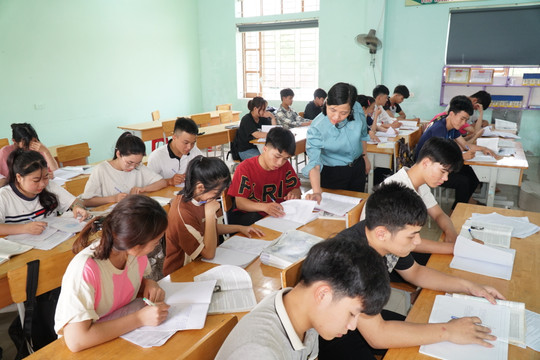 Thầy cô Nghệ An dạy phụ đạo học sinh ôn thi tốt nghiệp THPT miễn phí