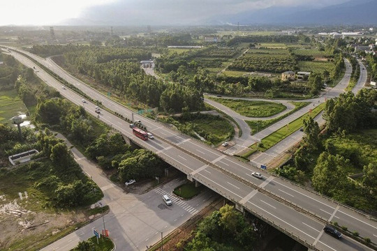 Vĩnh Phúc lên kế hoạch tới 2050 sẽ có 2 cao tốc, 3 quốc lộ chạy qua, 2 đường sắt nối với đô thị Hà Nội và sân bay Nội Bài