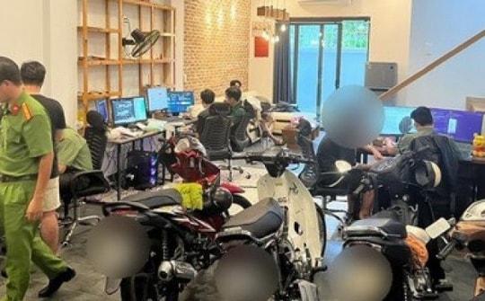 Bắt nhóm sản xuất, phát tán mã độc đến hàng ngàn người để chiếm đoạt tài sản