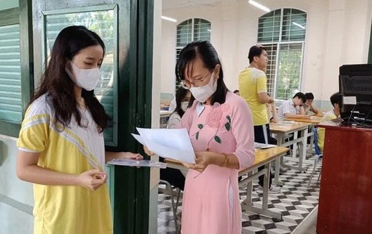 Giám đốc Sở GD-ĐT Hà Nội: Thí sinh không thể dùng ứng dụng VNeID thay thẻ căn cước công dân