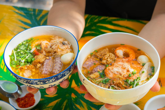 Lưu ngay 10 quán bánh canh ngon nức tiếng ở Nha Trang