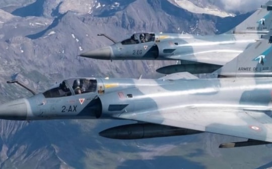 Moscow phản ứng sau khi Pháp tuyên bố gửi chiến đấu cơ Mirage 2000 cho Ukraine