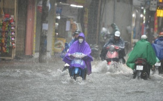 Chuyên gia cảnh báo mưa rất lớn đêm 14/6, có thể kèm theo lũ quét, sạt lở đất