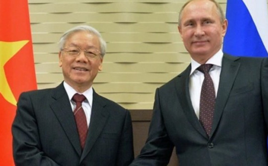 Tổng Bí thư Nguyễn Phú Trọng, Chủ tịch nước Tô Lâm trao đổi thư mừng với Tổng thống Putin